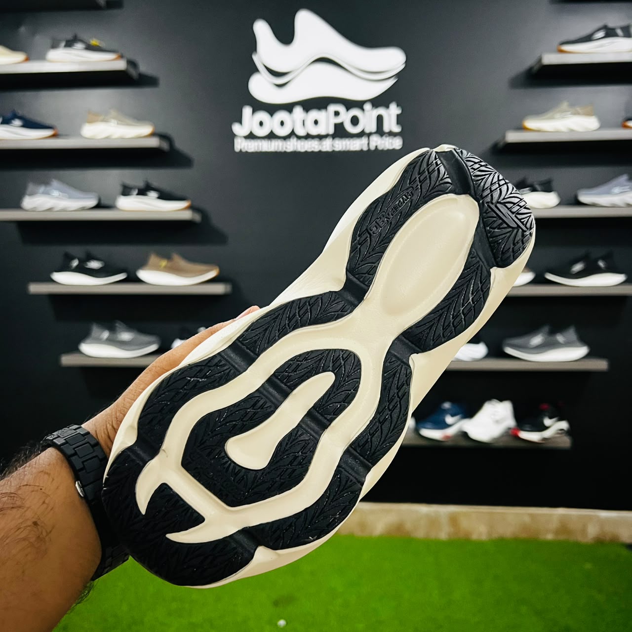 Skechers Pro Carbon Infused V1 - Black