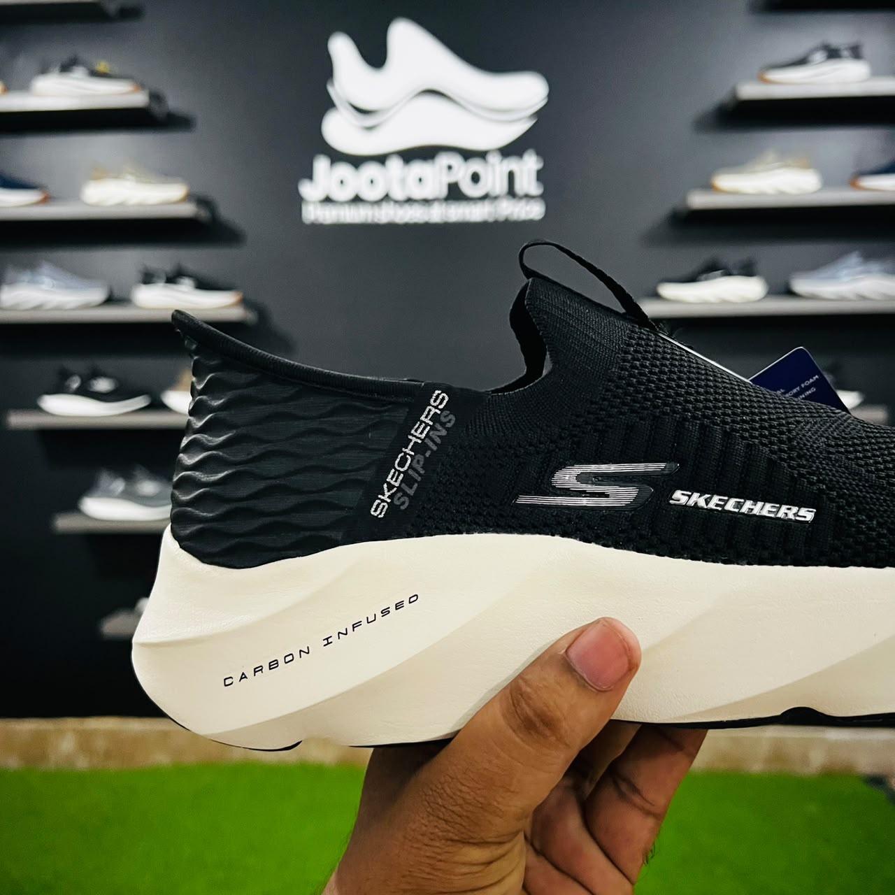 Skechers Pro Carbon Infused V1 - Black