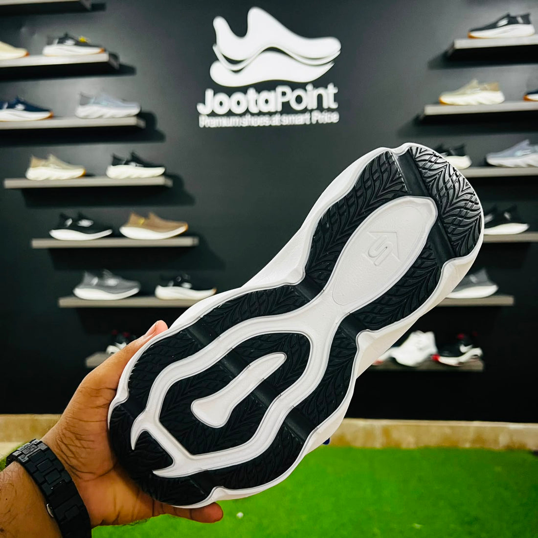 Skechers Pro Carbon Infused V3 - Black