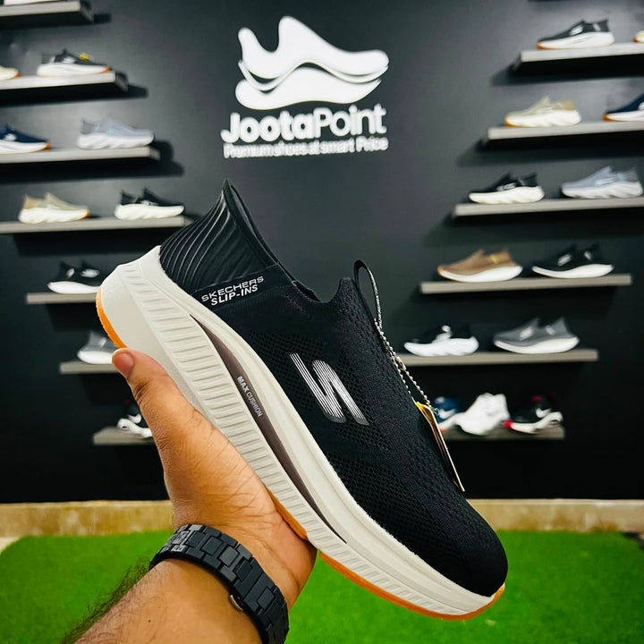 Skechers Pro Max Cushion V2 - Black