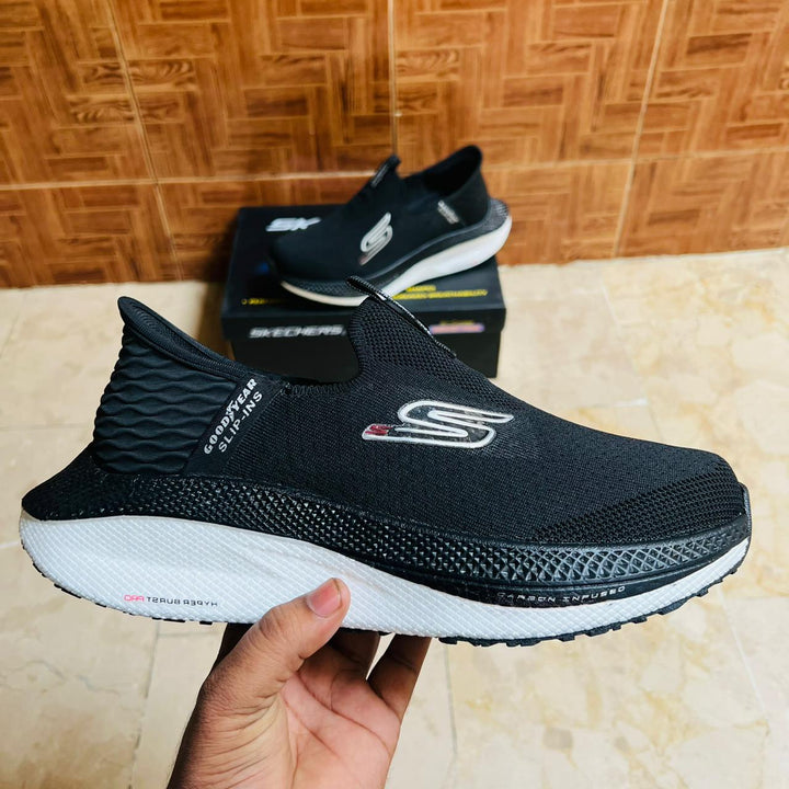 Skechers Pro Max V1 - HyperBurst Black